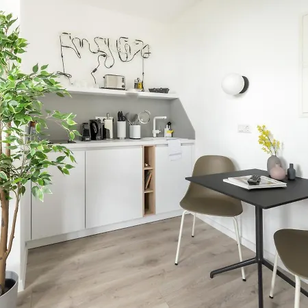 Limehome Sudwall Aparthotel