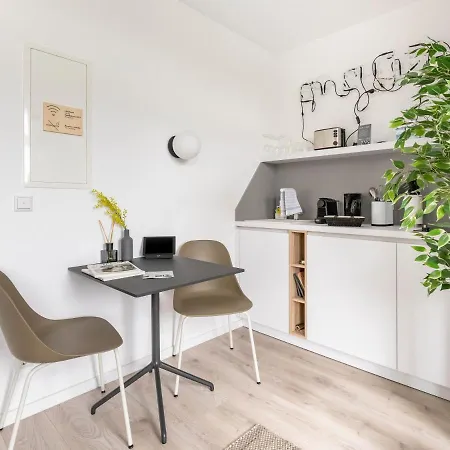 Aparthotel Limehome Sudwall 3*